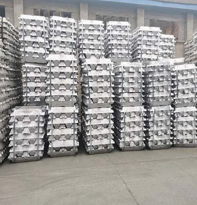 品質  25Kg 99.7 Primary Aluminium Ingots 99.8 99.9 Pure Aluminum Ingot 工場